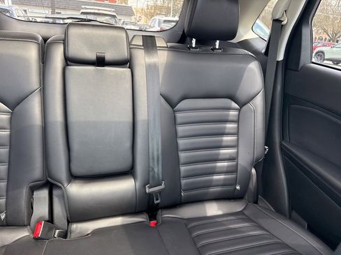 Used 2023 Ford Edge SEL w/ Convenience Package AWD/4WD image 16