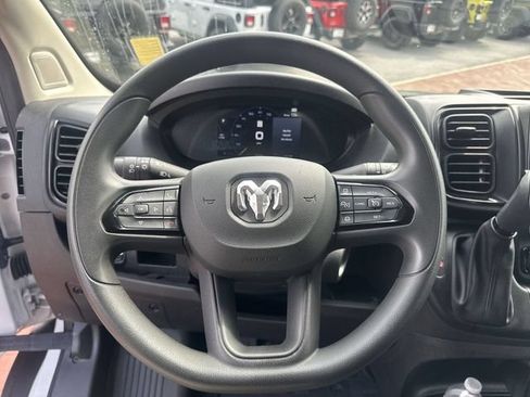 Used 2025 RAM ProMaster 2500 FWD image 15
