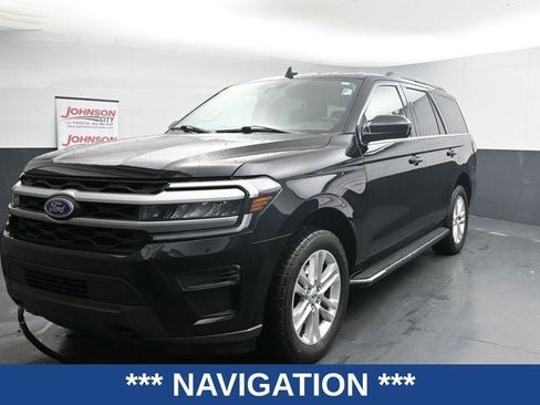 Used 2022 Ford Expedition XLT image 5