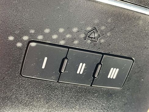 Used 2023 Dodge Charger GT image 27