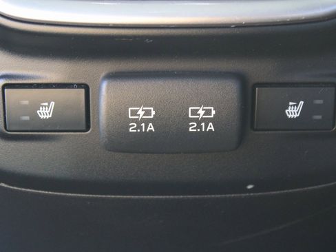 Used 2020 Subaru Outback Limited image 20