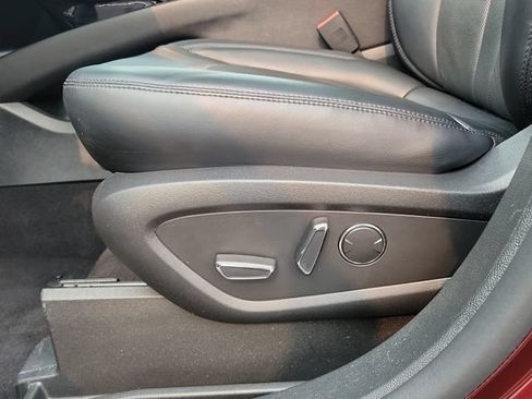 Used 2023 Lincoln Nautilus Reserve AWD/4WD image 7