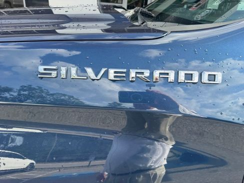 Used 2020 Chevrolet Silverado 1500 Custom w/ Custom Value Package AWD/4WD image 20