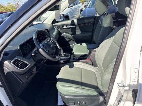 Used 2024 Kia Seltos SX image 14