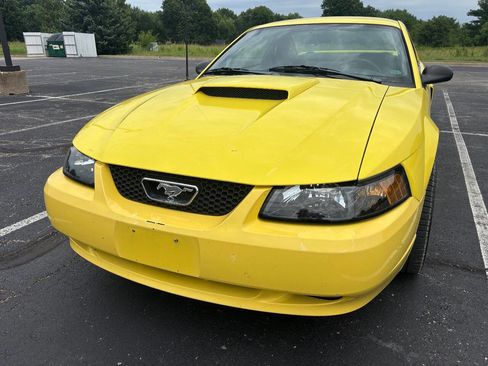 Used 2001 Ford Mustang GT image 4
