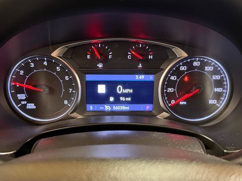 Used 2022 GMC Terrain AT4 w/ Infotainment Package II image 16