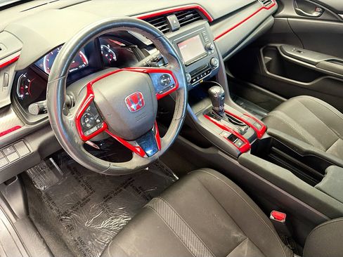 Used 2019 Honda Civic Sport image 7