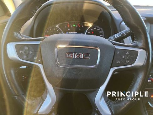 Used 2018 GMC Terrain SLT w/ Preferred Package image 17