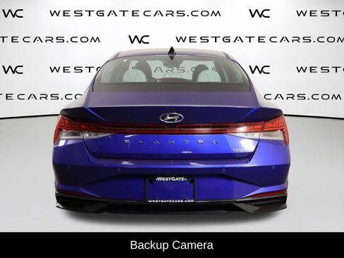 Used 2023 Hyundai Elantra Limited image 4