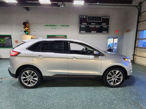 Used 2017 Ford Edge Titanium w/ Equipment Group 302A image 5