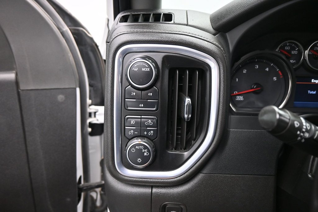 Used 2024 Jeep Gladiator Mojave AWD/4WD image 10