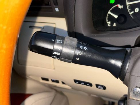 Used 2012 Lexus RX 350 AWD w/ Premium Pkg image 33
