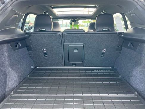 Used 2021 Volvo XC40 P8 Recharge w/ Advanced Package image 20