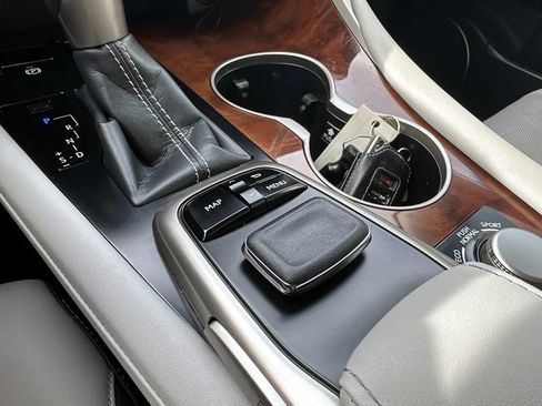 Used 2018 Lexus RX 350L AWD image 25