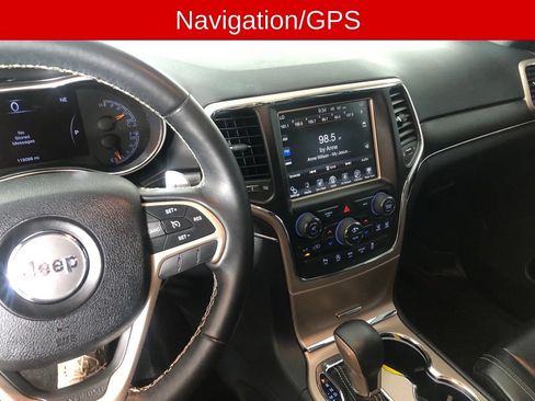 Used 2017 Jeep Grand Cherokee Limited AWD/4WD image 3