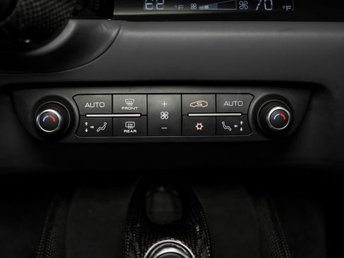 Used 2023 Ferrari 812 GTS image 44