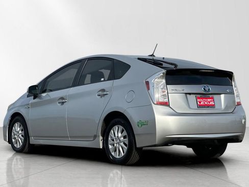 Used 2012 Toyota Prius Prime image 4