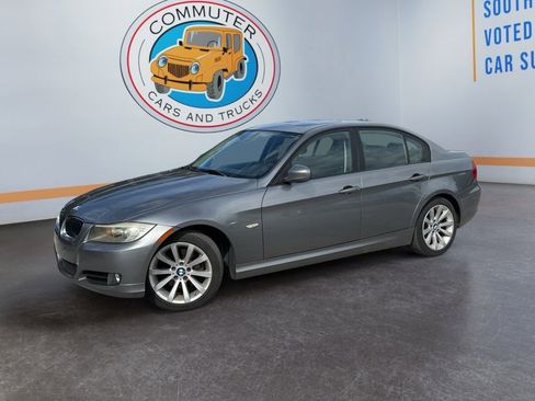 Used 2011 BMW 328i Sedan RWD image 2