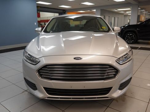 Used 2016 Ford Fusion SE image 17