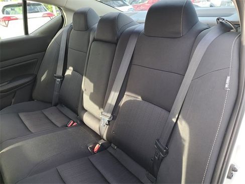 Used 2025 Nissan Altima 2.5 SV image 12