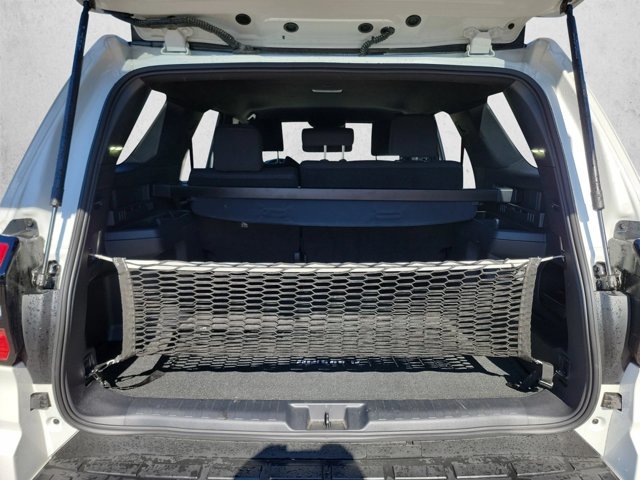 Used 2025 Toyota 4Runner SR5 AWD/4WD image 6