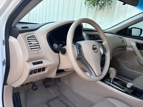 Used 2014 Nissan Altima 2.5 S w/ Display Audio Package image 20
