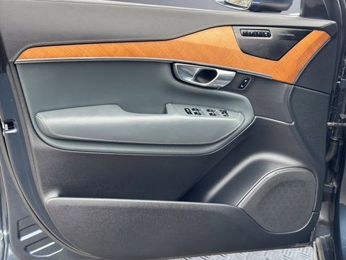 Used 2020 Volvo XC90 T6 Inscription w/ Protection Package image 14