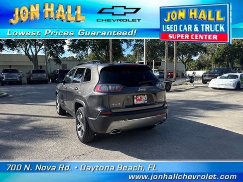 Used 2022 Jeep Cherokee Limited image 9