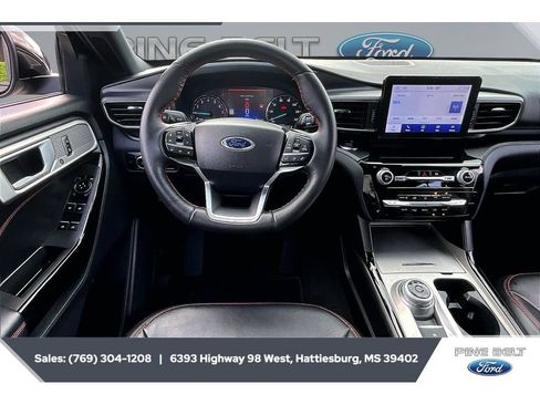 Used 2023 Ford Explorer ST-Line w/ Class IV Trailer Tow Package RWD image 5