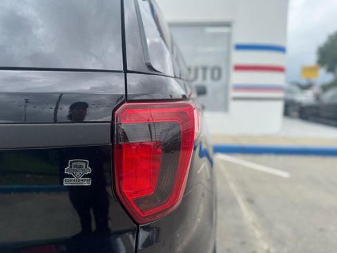 Used 2017 Ford Explorer Limited w/ Equipment Group 301A FWD image 40