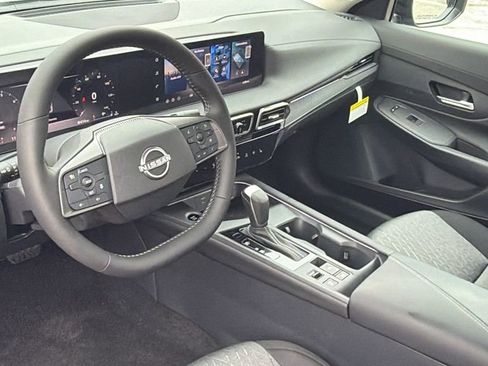 New 2026 Nissan Sentra SV w/ SV Convenience Package FWD image 13