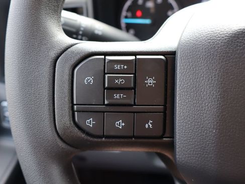 Used 2025 Ford F550 4x4 Crew Cab Super Duty image 25