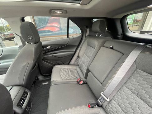Used 2021 Chevrolet Equinox LT image 17
