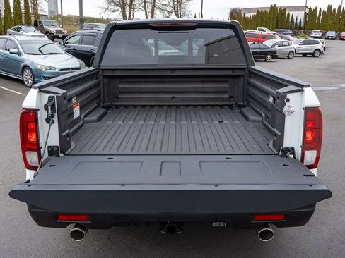 New 2026 Honda Ridgeline Black Edition image 11