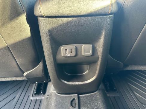 Used 2021 GMC Canyon AT4 image 24