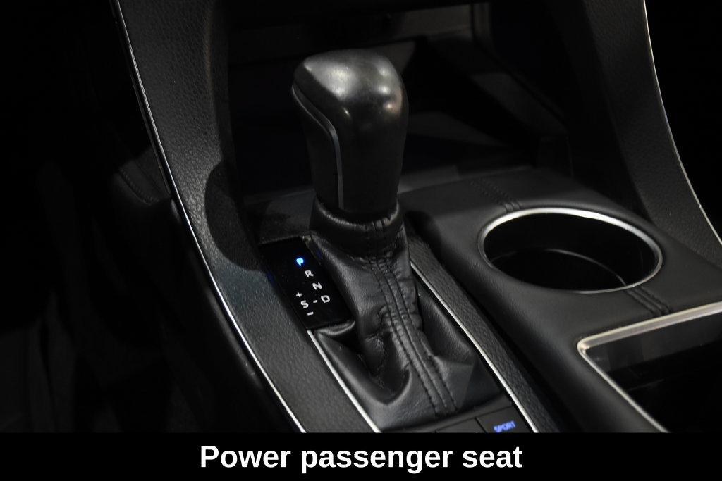 Used 2019 Toyota Avalon XSE w/ All Weather Liner Package FWD image 26