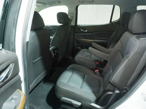 Used 2020 GMC Acadia SLE w/ Driver Convenience Package FWD image 15
