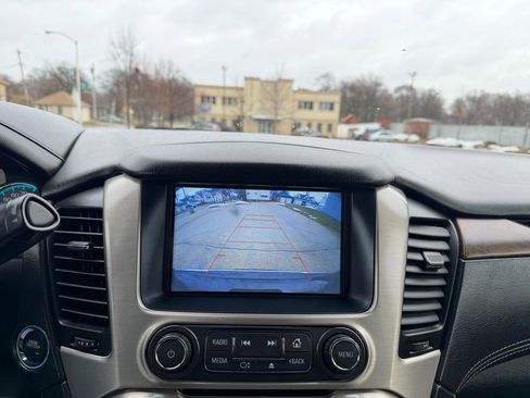 Used 2018 GMC Yukon Denali AWD/4WD image 13
