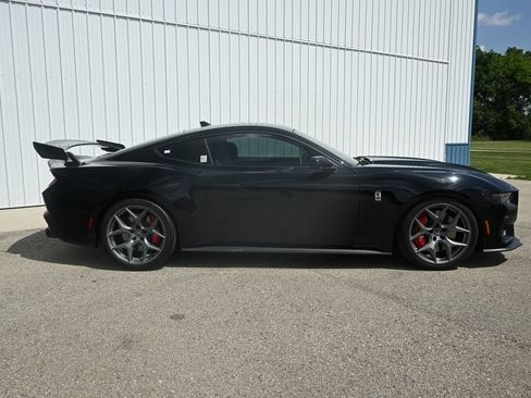 New 2026 Ford Mustang GT Premium w/ GT Performance Package RWD image 4