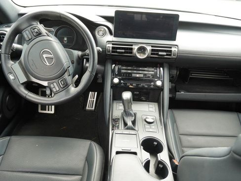 Used 2022 Lexus IS 350 F Sport RWD image 13