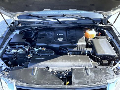 Used 2022 Nissan Armada SV image 25