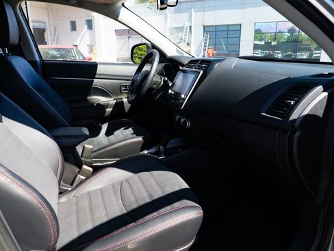 Used 2026 Mitsubishi Outlander Sport SE AWD/4WD image 24