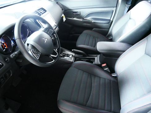 New 2026 Mitsubishi Outlander Sport SE AWD/4WD image 4