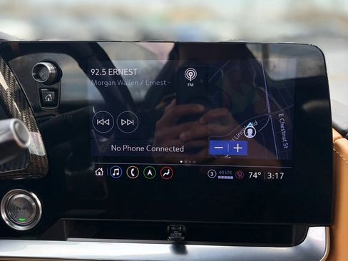 Used 2021 Chevrolet Corvette Stingray Premium Conv w/ Z51 Performance Package image 21