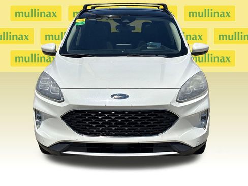 Used 2020 Ford Escape Titanium FWD image 16