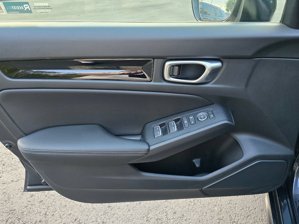 Certified 2024 Honda Civic EX-L image 10