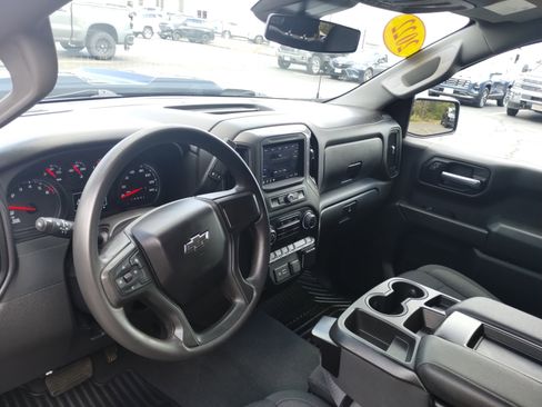 Used 2022 Chevrolet Silverado 1500 Custom Trail Boss image 9