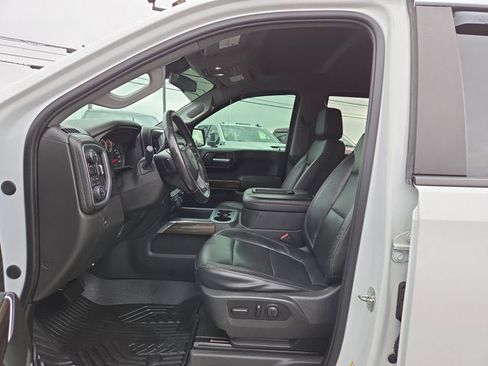 Used 2020 Chevrolet Silverado 1500 LT Trail Boss image 9