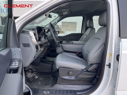 New 2025 Ford F250 XL image 7