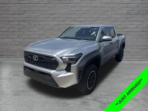 Used 2024 Toyota Tacoma TRD Off-Road AWD/4WD image 1